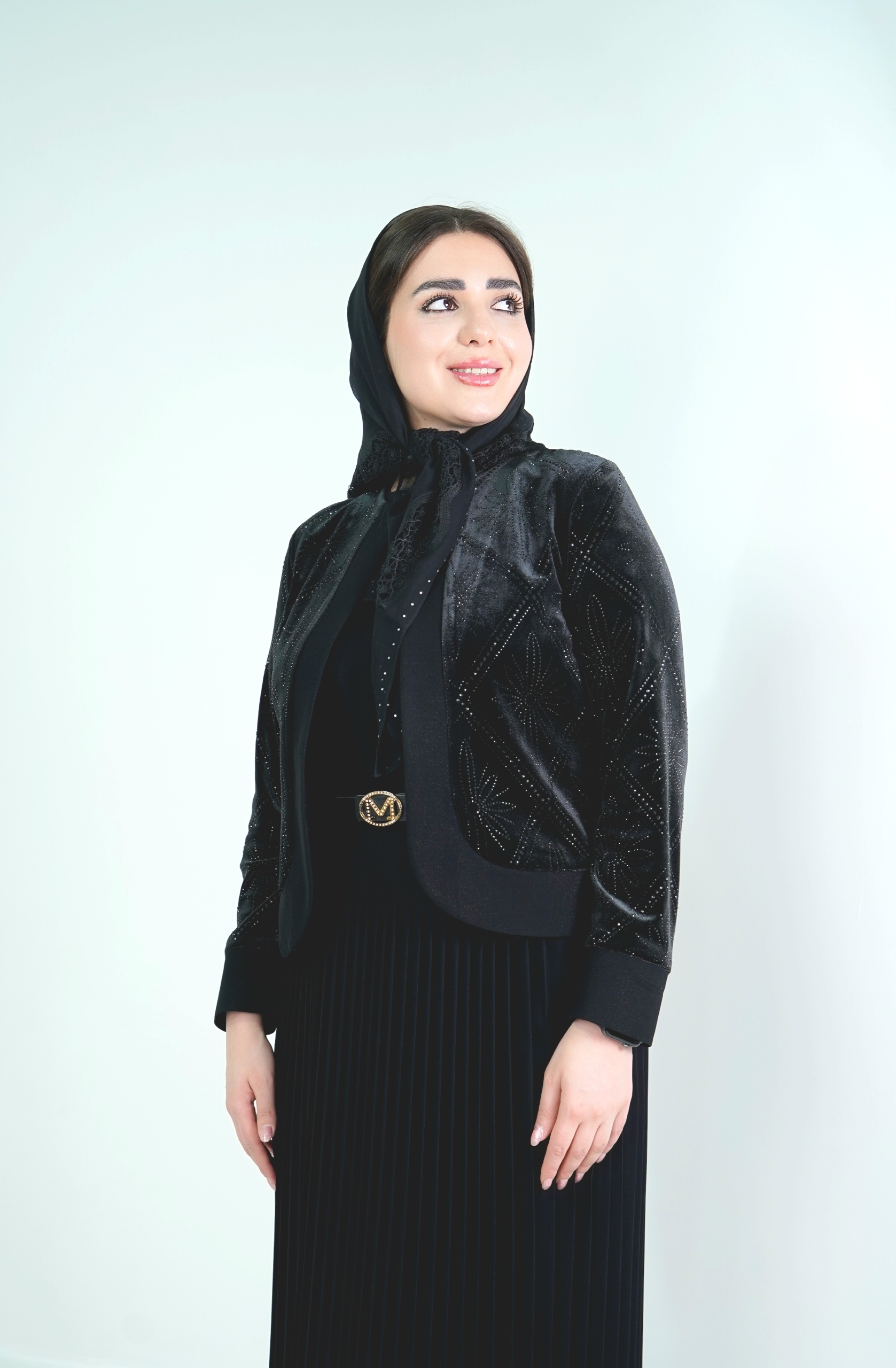 کت مخمل نگین و سارافون پلیسه